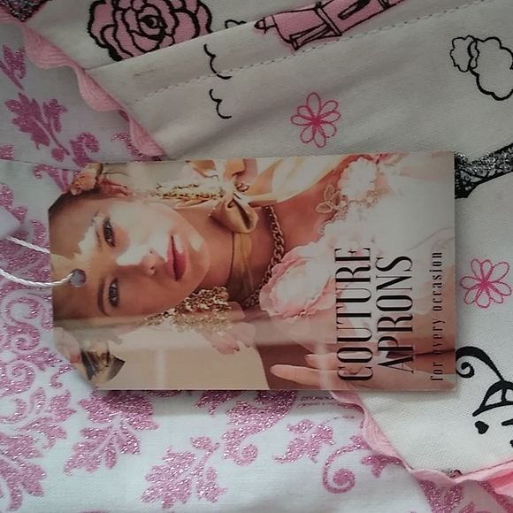 Couture Apron - Picture 4 of 5